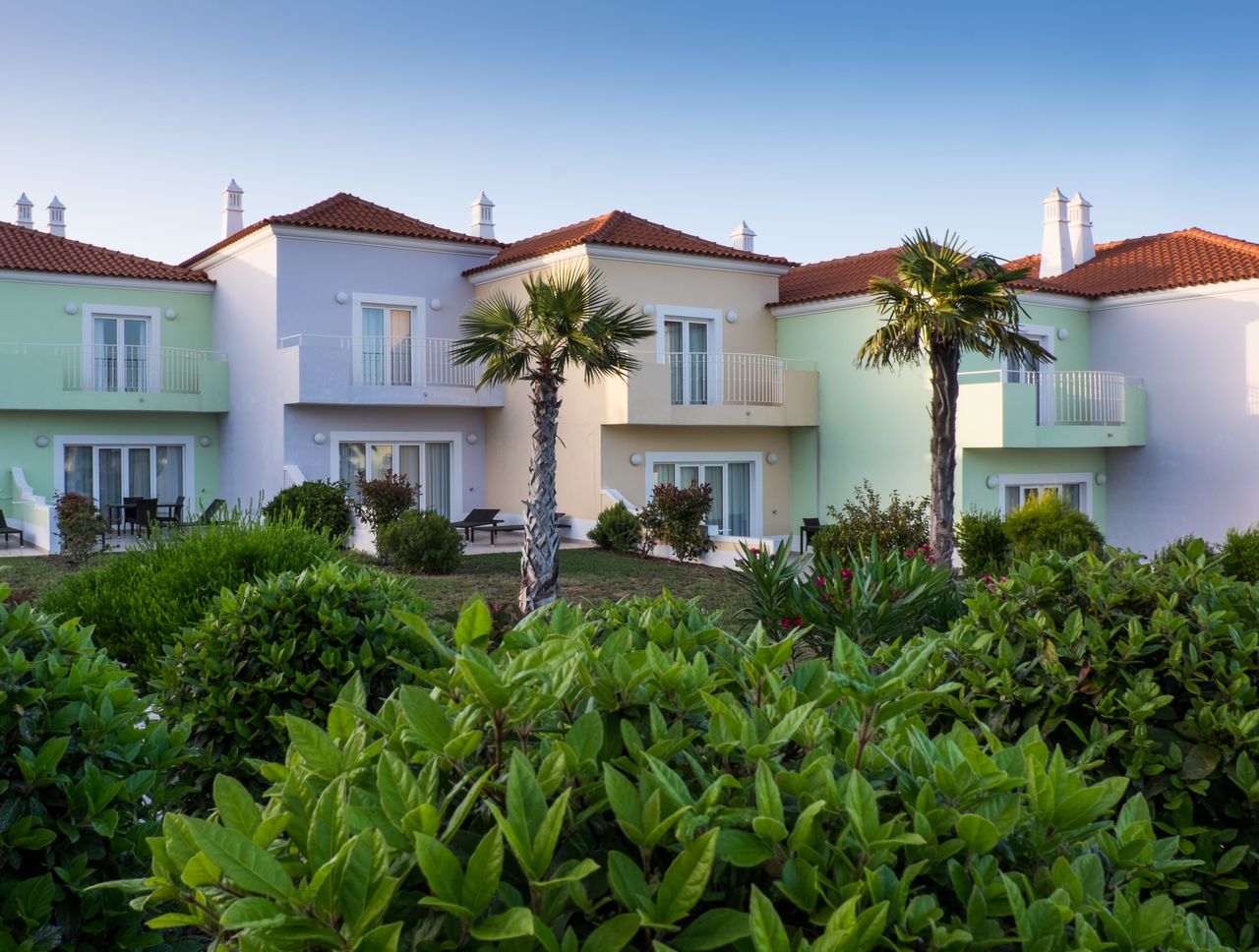 <span>welcome</span> to Eden Resort
